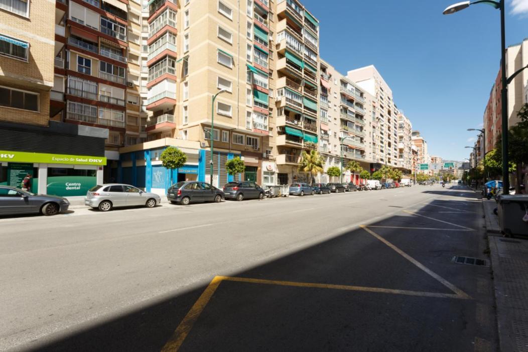 Apartamento Vialia Malaga Exterior photo